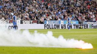  ef de suporteri wigan rachete de semnalizare strica jocuri 