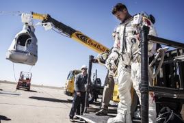  ncercarea de baumgartner skydive din spatiu