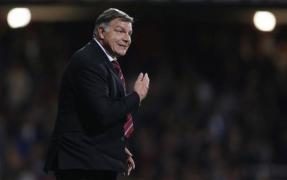  nlocuitori pentru allardyce sub ire pe teren