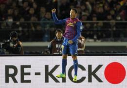 adriano vom face totul pentru a ajuta messi 