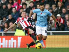 aguero incendii city la partea de sus a topuri de notare