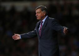 allardyce recunoa te nfr ngerea de ziua de nastere