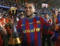 alves vrea wilshere la bar a