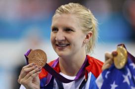 ar trebui s existe o britanice antrenor adlington