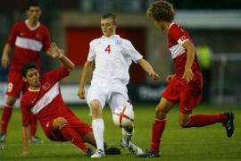 arsenal amp liverpool la lupt pentru ozil nou 