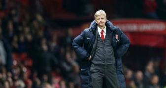 arsenal cinci atacanti wenger ar trebui s vizeze
