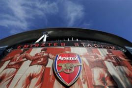 arsenal kroenke angajat la trofeul succes