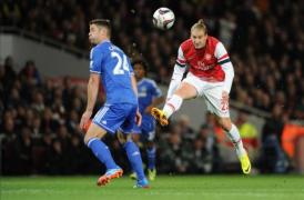 arsenal qpr interesa i i bendtner