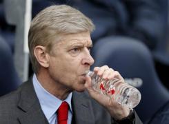 arsenal wenger depl nge bolnav disciplina
