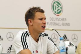 badstuber ajunge la acord contract de