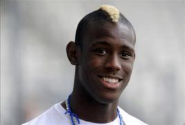 balotelli fratele arestat pentru assault