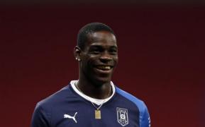 balotelli trimis acas de la confed cupa