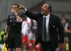 benitez se confrunt cu o sarcin grea la napoli