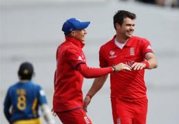 bopara i anderson ia wicketul perera