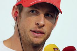 buton de a teptat mclaren v lotus r zboi n 2012