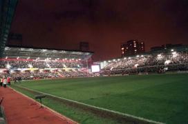 ciocane ob ine dreptul de a licita pentru stadionul olimpic