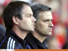 clarke ar putea reveni mourinho la chelsea