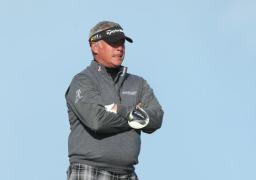 clarke trage din masters