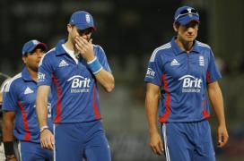 cook furios la batsmanii