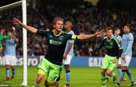 de jong gata s p r seasc ajax