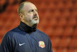 dealul numit rochdale manager din nou