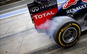 f1 stiri cameramanul lovit de anvelope