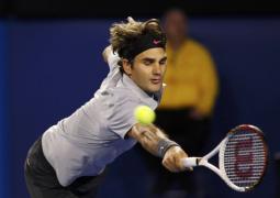 federer atrage chiar