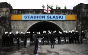 fotbalist polonez arestat peste strada tulbur ri