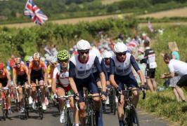 froome p n la echipa decide care conduce