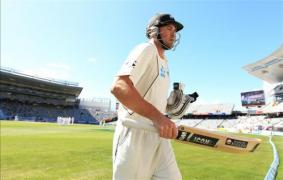 gatiti wicket masiv fulton