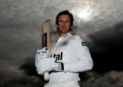 gri nicolls furnizare gloucestershire kit