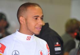 hamilton neafectat de a tept rile