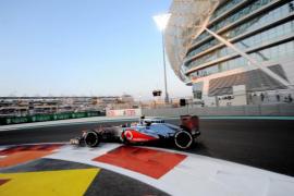 hamilton pe pole position pentru abu dhabi gp