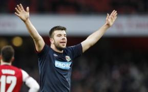 hanley semne noi blackburn afacere