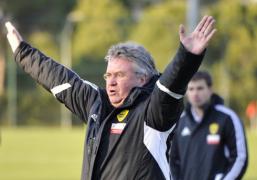 hiddink n cursa pentru wolfsburg job