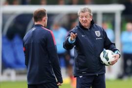 hodgson nu vizeaz de forma rooney