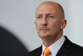 holloway odds on favorit pentru palatul job