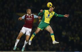 ht norwich city 0 1 west ham united