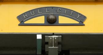 hull allam apas mai departe cu planul de schimbare nume
