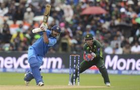 india bate pakistan de 8 portite