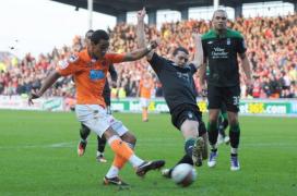 ivan stau al turi de litoralul holloway