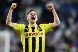 juventus se al ture chase pentru piszczek