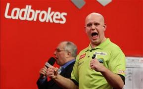 ladbrokes ofer 206 milioane de lire sterline profit