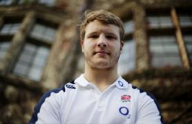 launchbury c tig incepand de debut