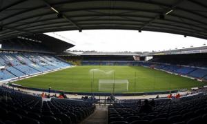 leeds ban kirkland atacator pentru via 