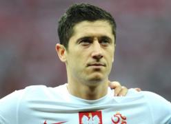 lewandowski s se mute la liverpool 
