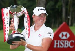 lewis sus ine lpga singapore titlu