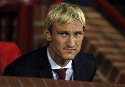 liverpool vis de hyypia a gestiona ro ii