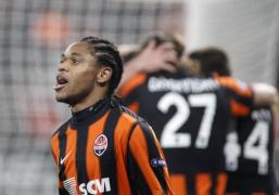 luiz adriano interzis pentru pic tur mingea scopul