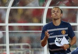 man utd club trebuie s splash numerar neville